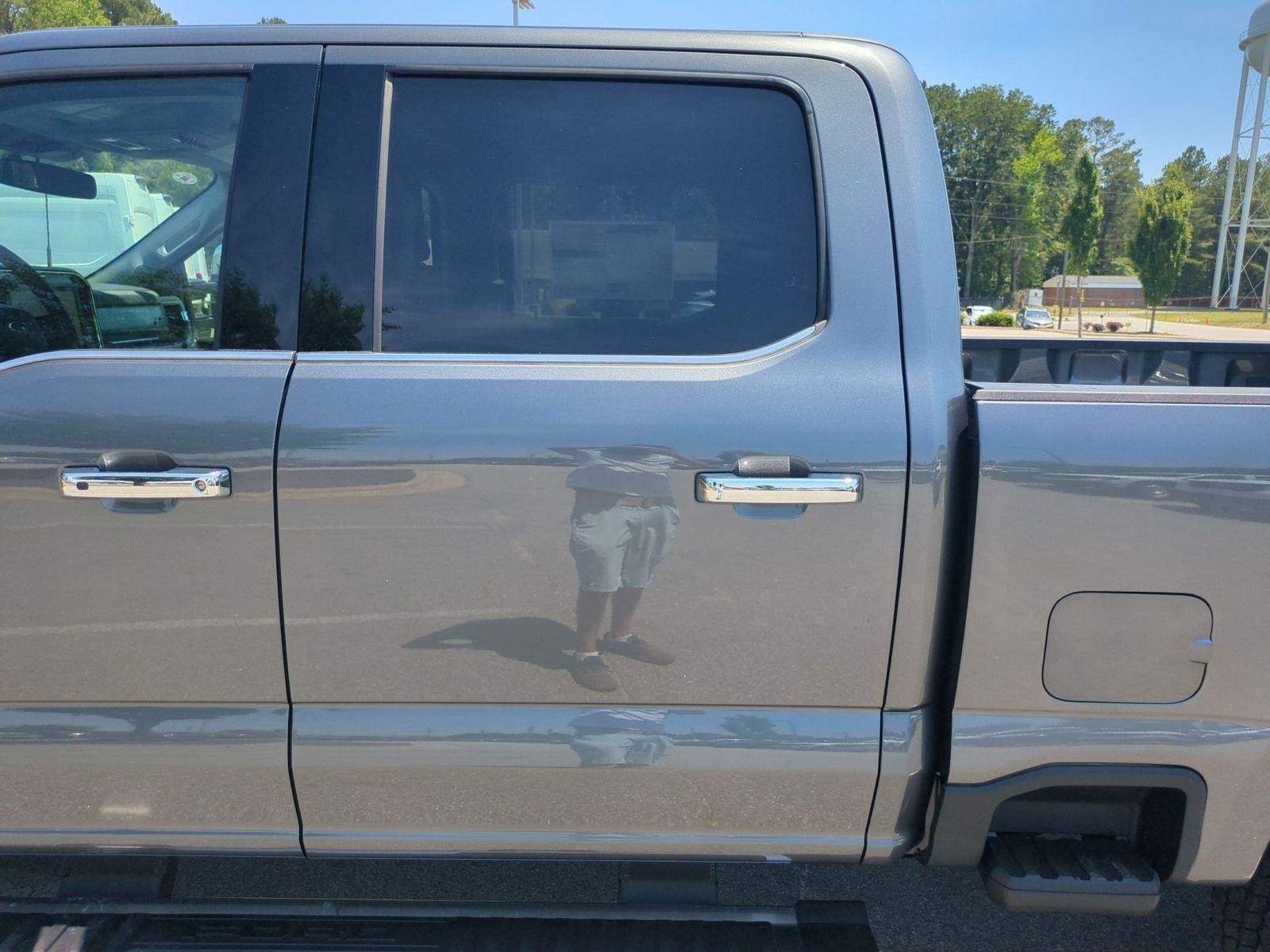 New 2026 Carbonized Gray Metallic Ford F-250® Lariat® image 32