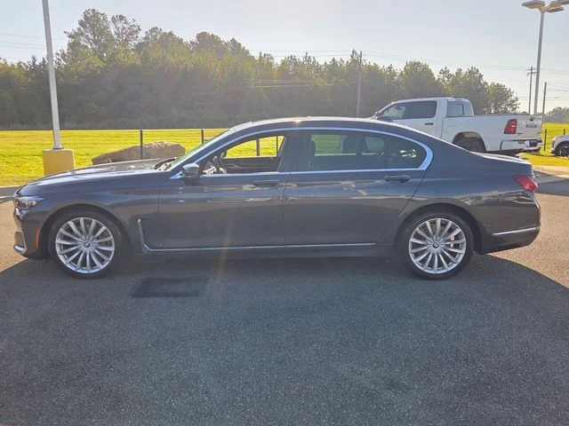 Used 2020 Gray BMW 740i image 4