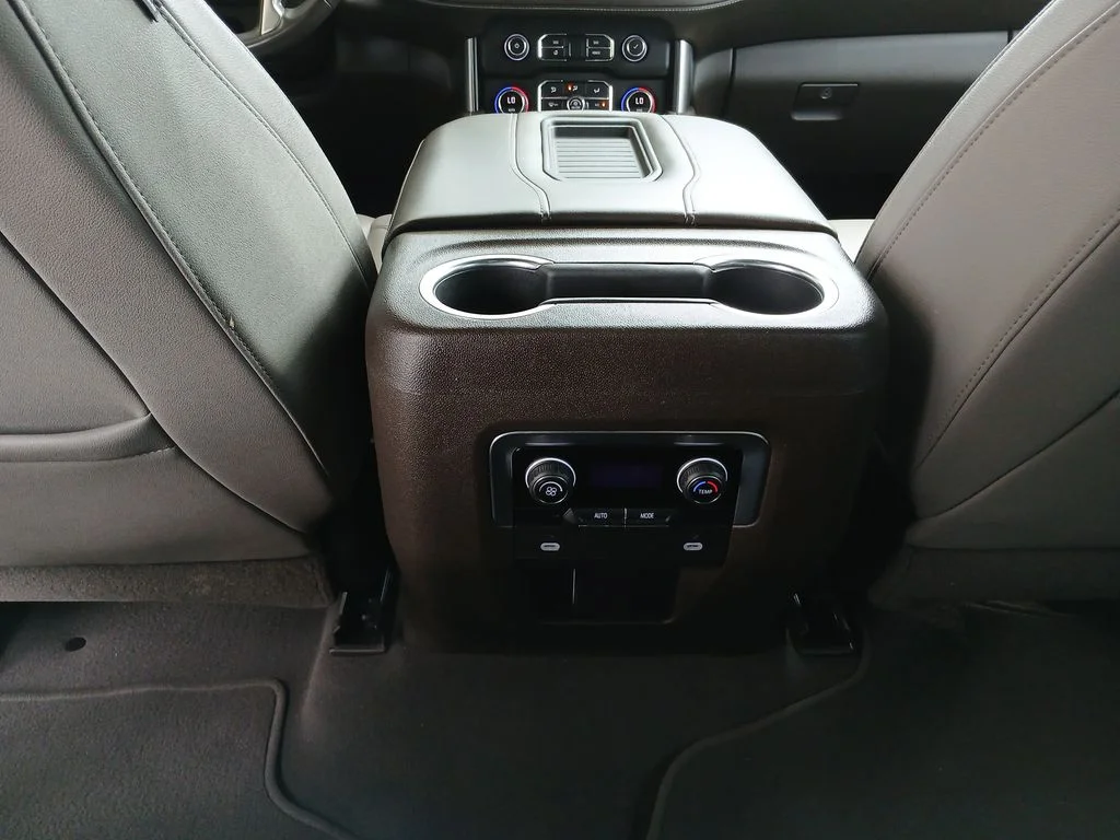 Used 2021 Gray Chevrolet Z71 image 22