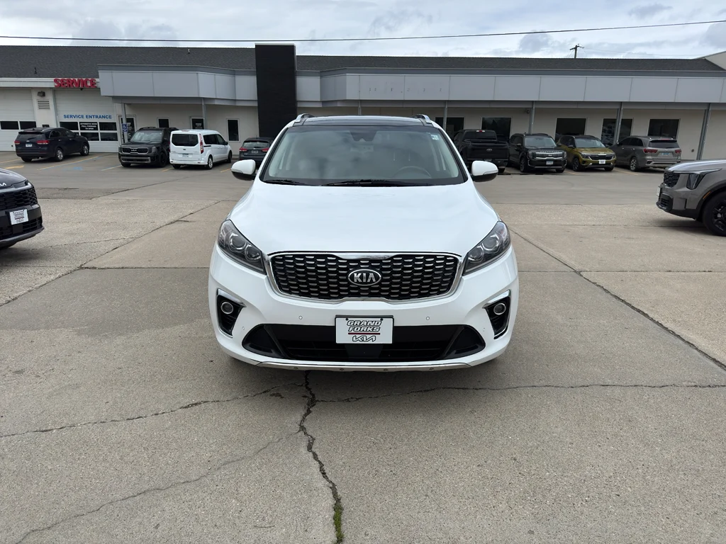 Used 2019 Snow White Pearl Kia SX V6 image 3