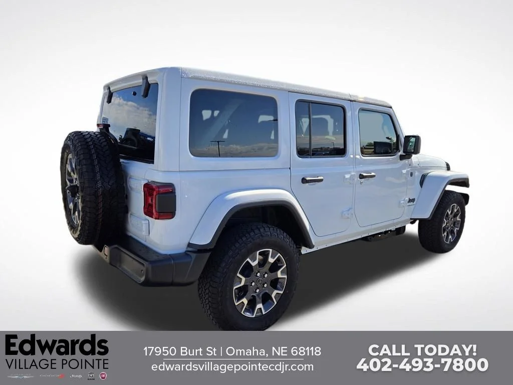 New 2026 Bright White Clear-Coat Exterior Paint Jeep Sahara image 3