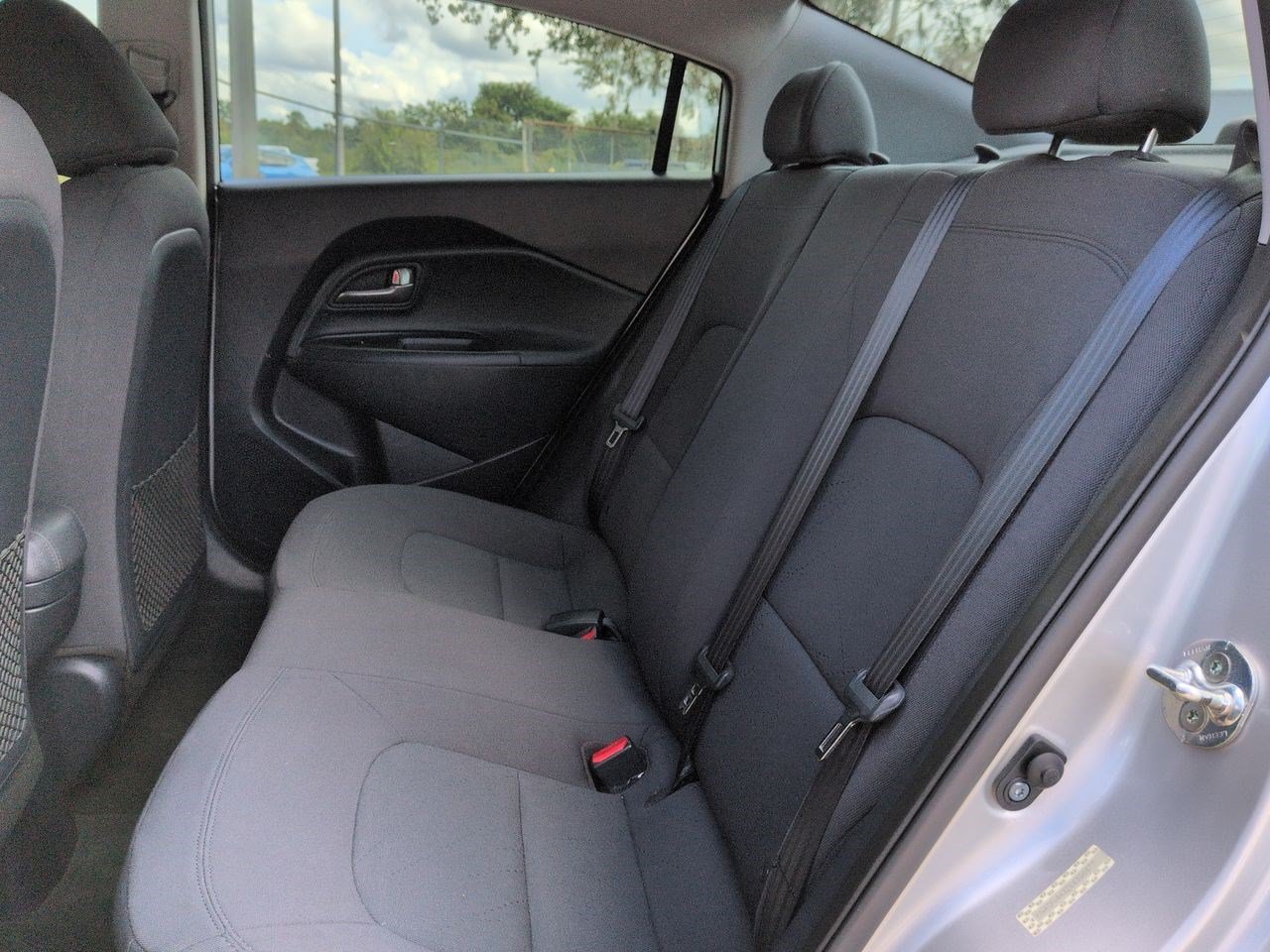 Used 2014 Bright Silver Kia EX image 17