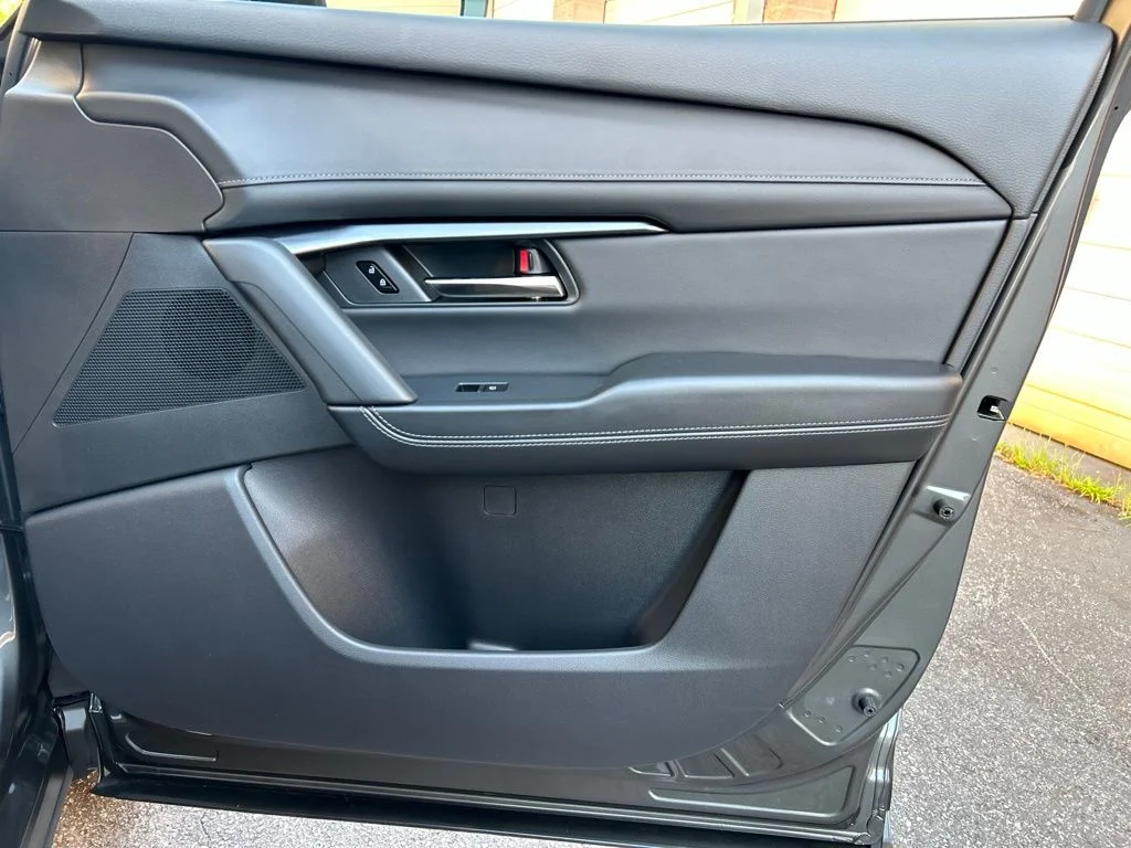 New 2026 Machine Gray Metallic Mazda 2.5 S Select image 29