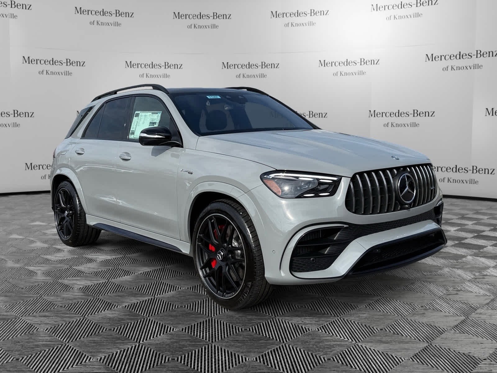 New 2026 MANUFAKTUR Alpine Grey Mercedes-Benz AMG® GLE 63 S image 7