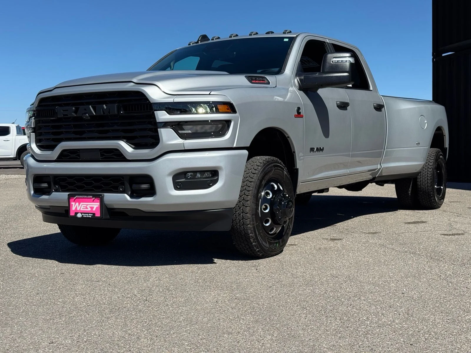 New 2027 Silver Zynith RAM Big Horn image 15