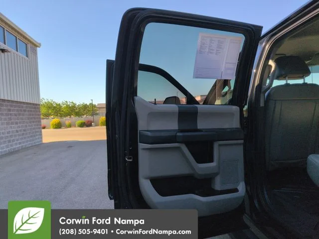 Used 2022 Black Metallic Ford  image 24