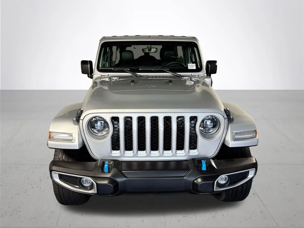 Used 2023 Silver Jeep Sahara 4xe image 3