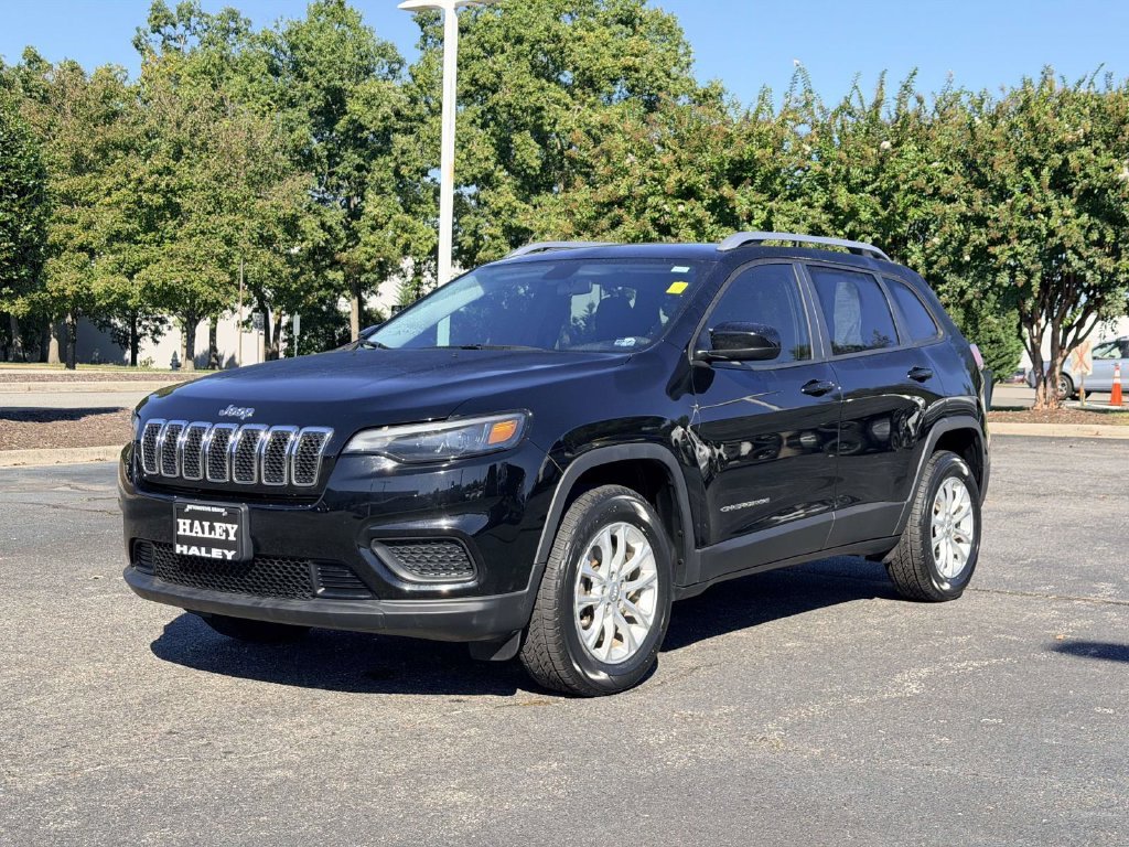 Used 2020 Black Jeep Latitude image 5
