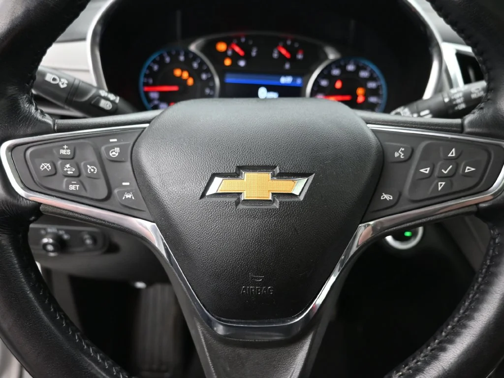 Used 2019 Beige Chevrolet Premier image 21