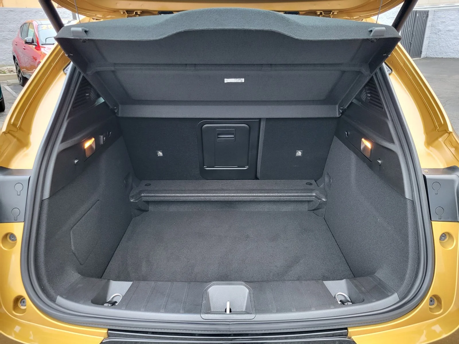 Used 2026 Yellow Alfa Romeo Base image 21