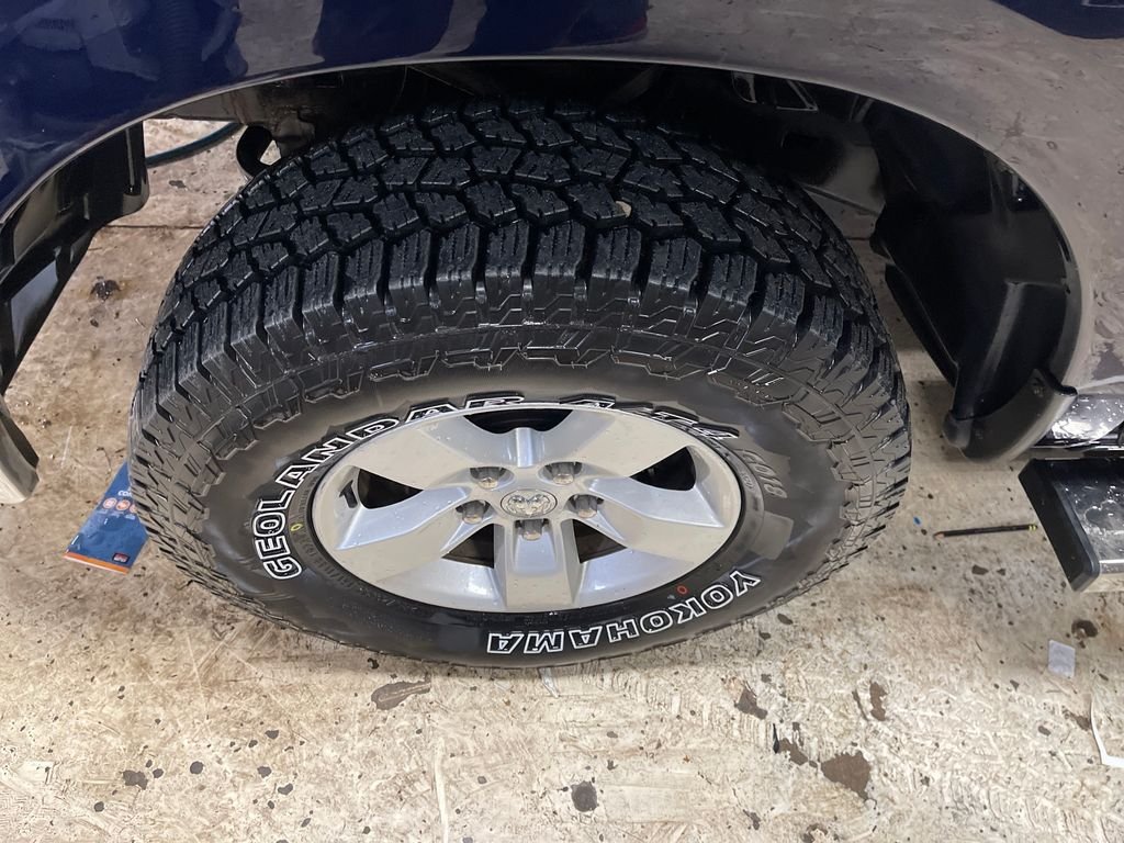 Used 2017 Blue Ram SLT image 11