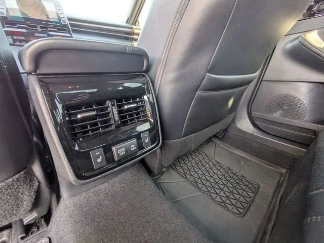 2021 Toyota Avalon Limited - Photo 33