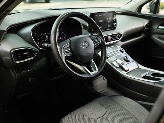Used 2023 Twilight Black Hyundai SE image 17