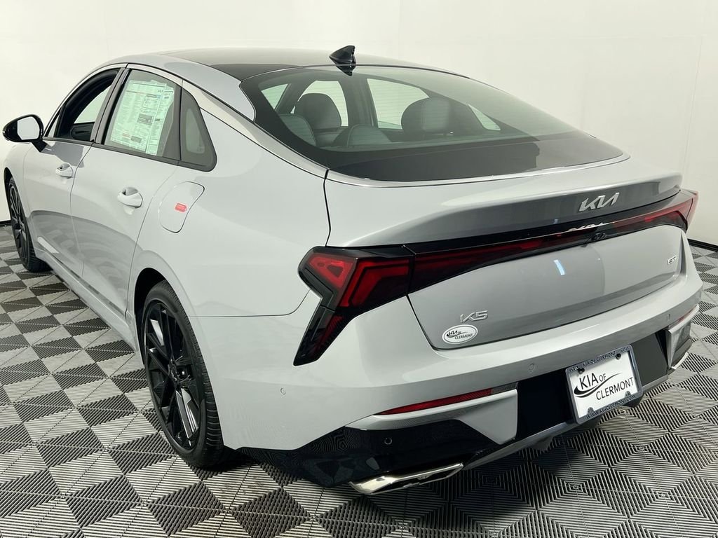 New 2026 Wolf Gray Kia GT image 7