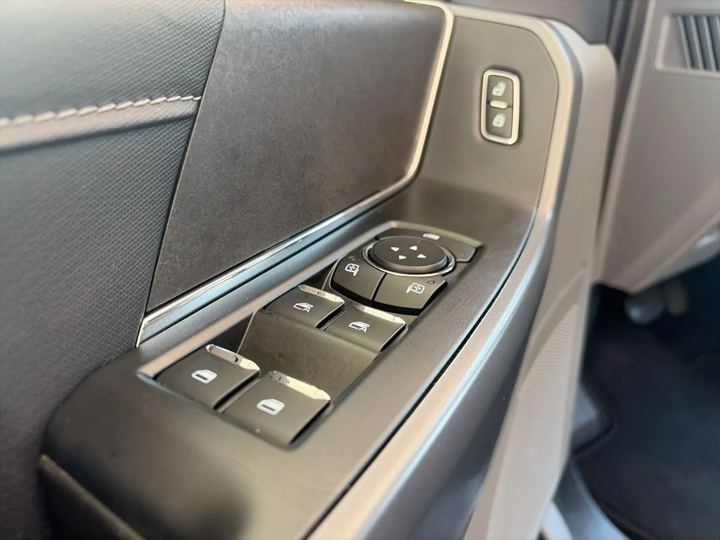 2025 Ford F-150 XLT - Photo 27