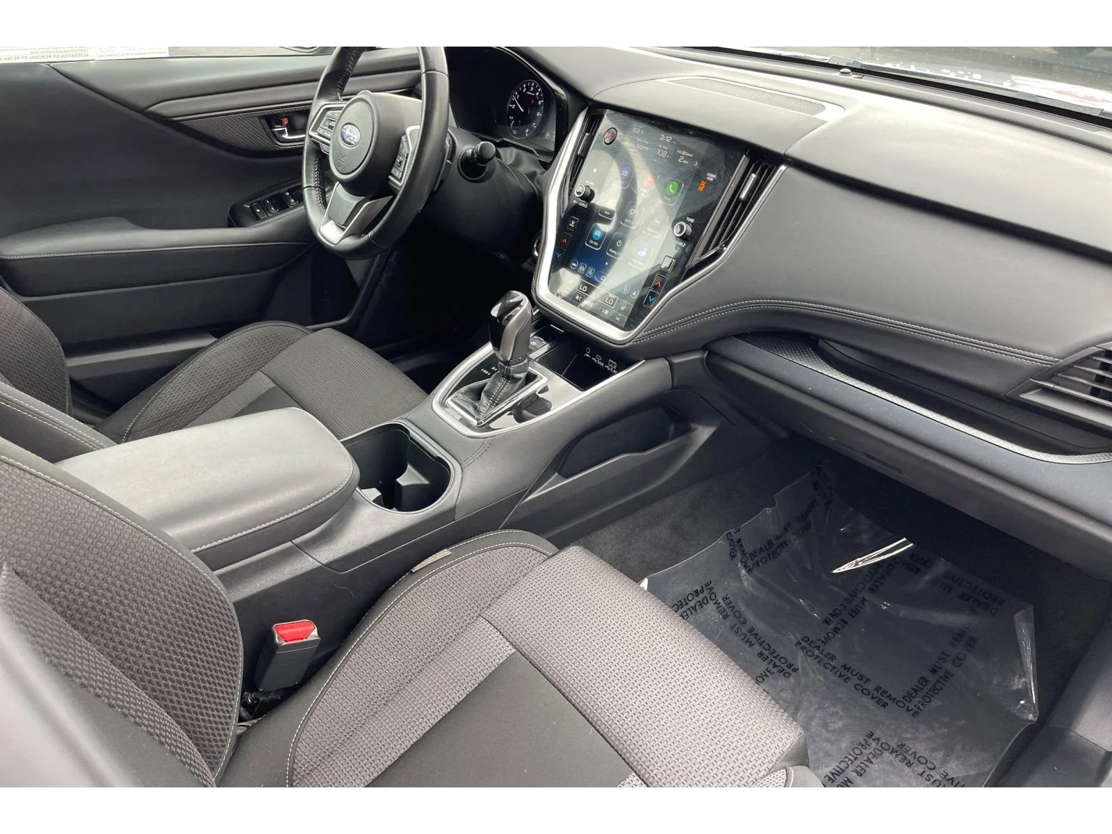 Used 2024 ICE SILVER METALL Subaru Premium image 19