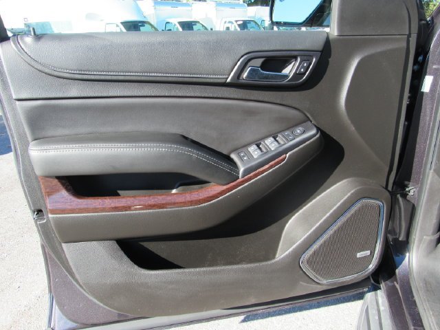 Used 2018 Gray GMC SLE image 9