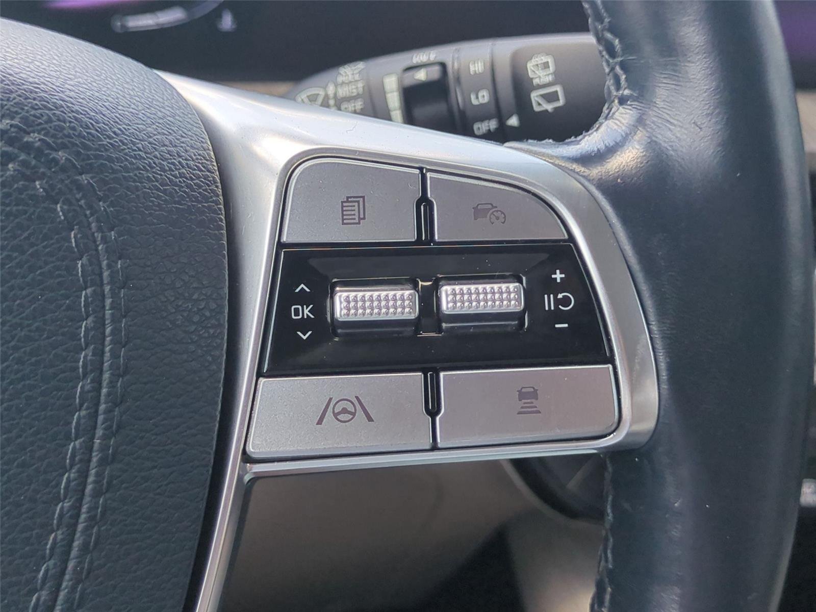 Used 2025 Midnight Lake Blue Kia EX image 21