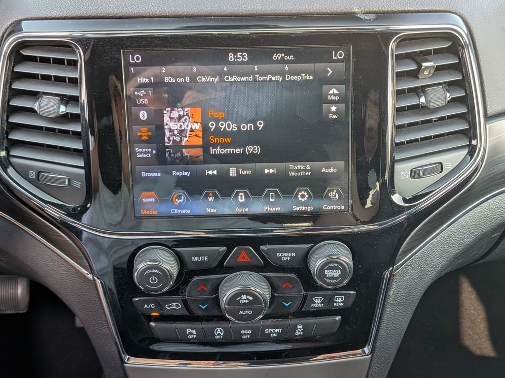 Used 2019 Black Jeep Limited image 30