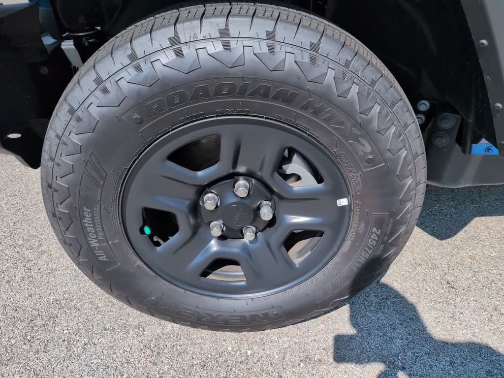 New 2026 Hydro Blue Pearl-Coat Exterior Paint Jeep Sport image 10