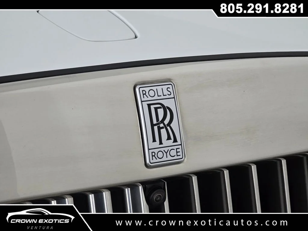 Used 2021  Rolls-Royce Base image 10