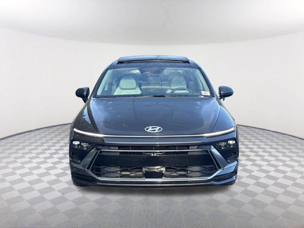 New 2026 Gray Hyundai SEL image 2