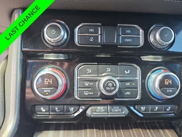 Used 2021 White GMC Denali image 41