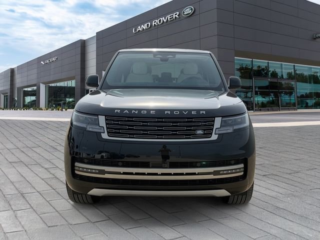New 2026 Santorini Black Land Rover SE image 8