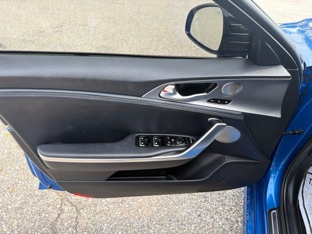 Used 2020 Micro Blue Kia GT2 image 9