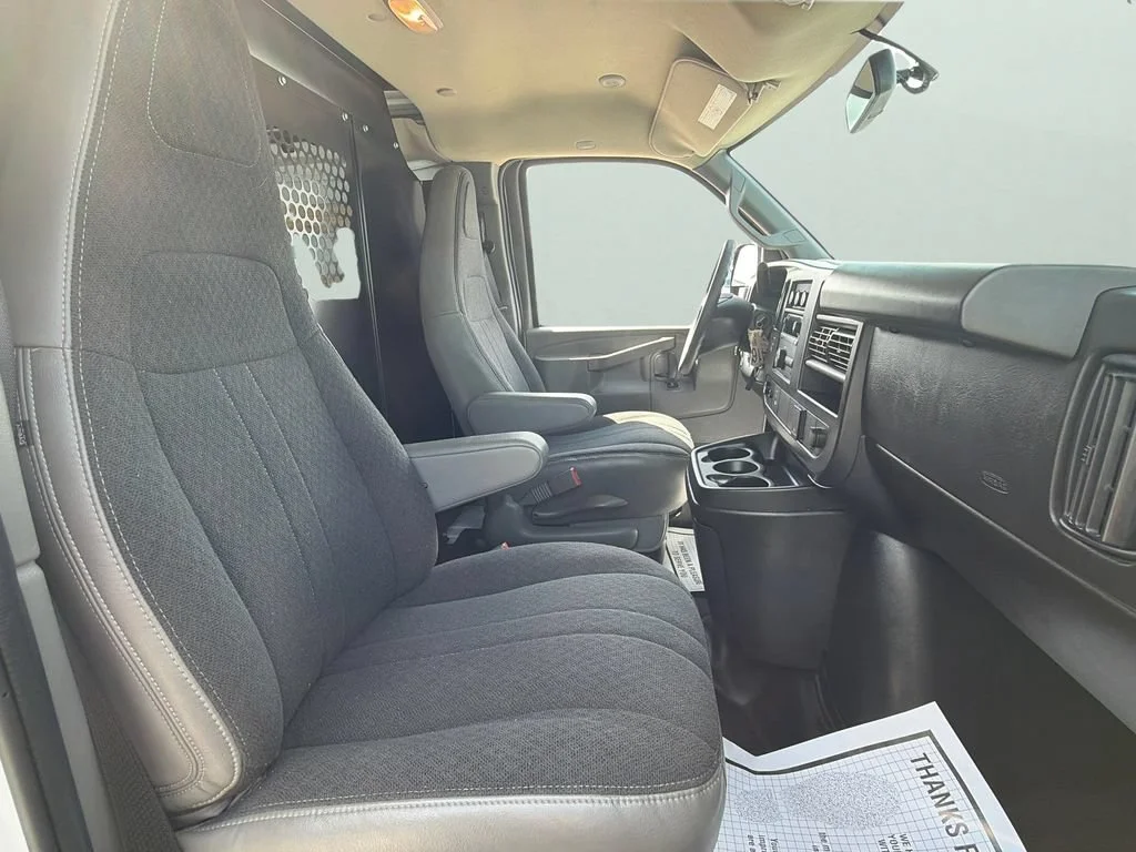 2025 Chevrolet Express Cargo Work Van - Photo 45