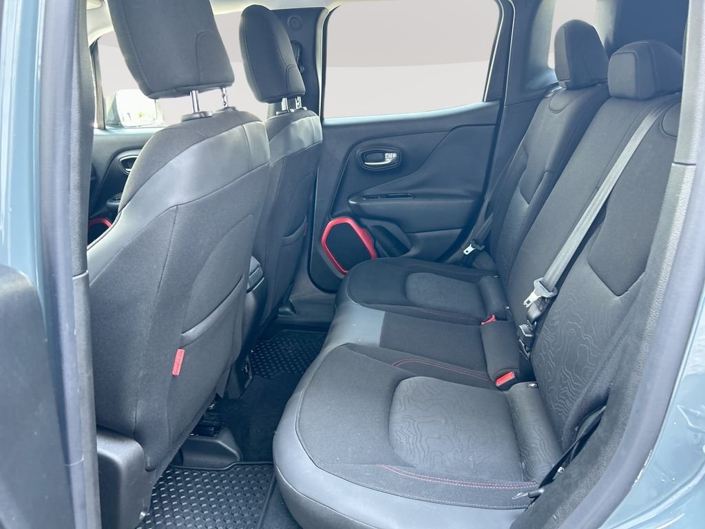Used 2016 Gray Jeep Trailhawk image 22