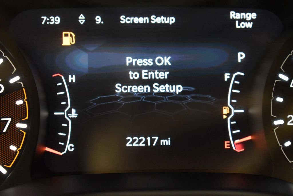 Used 2025 White Jeep Limited image 21