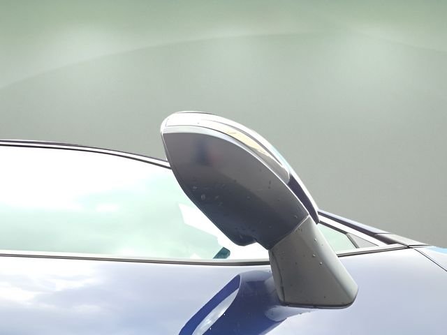 Used 2023  Toyota XLE image 31