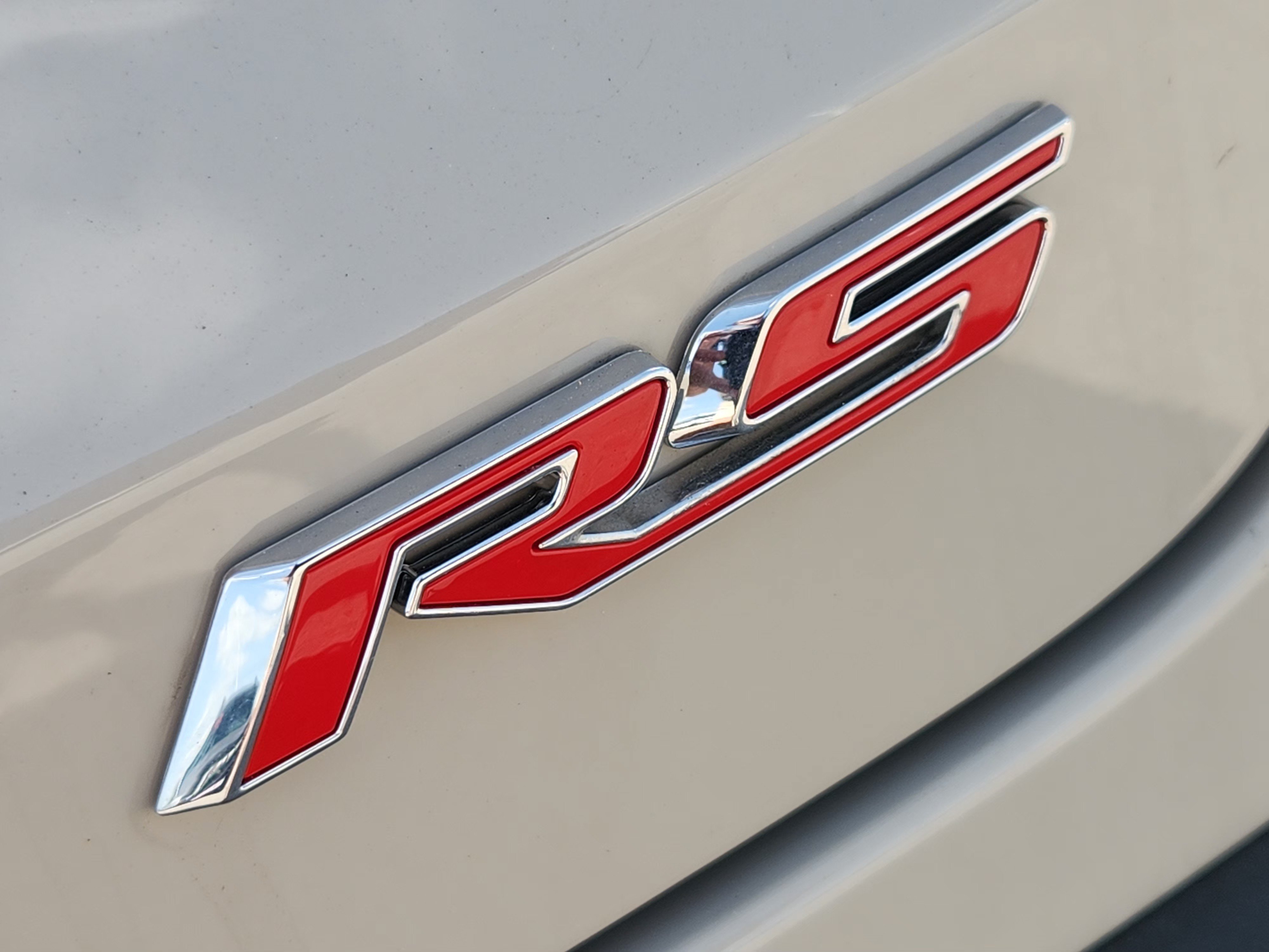 Used 2026 White Sands Chevrolet 1RS image 13