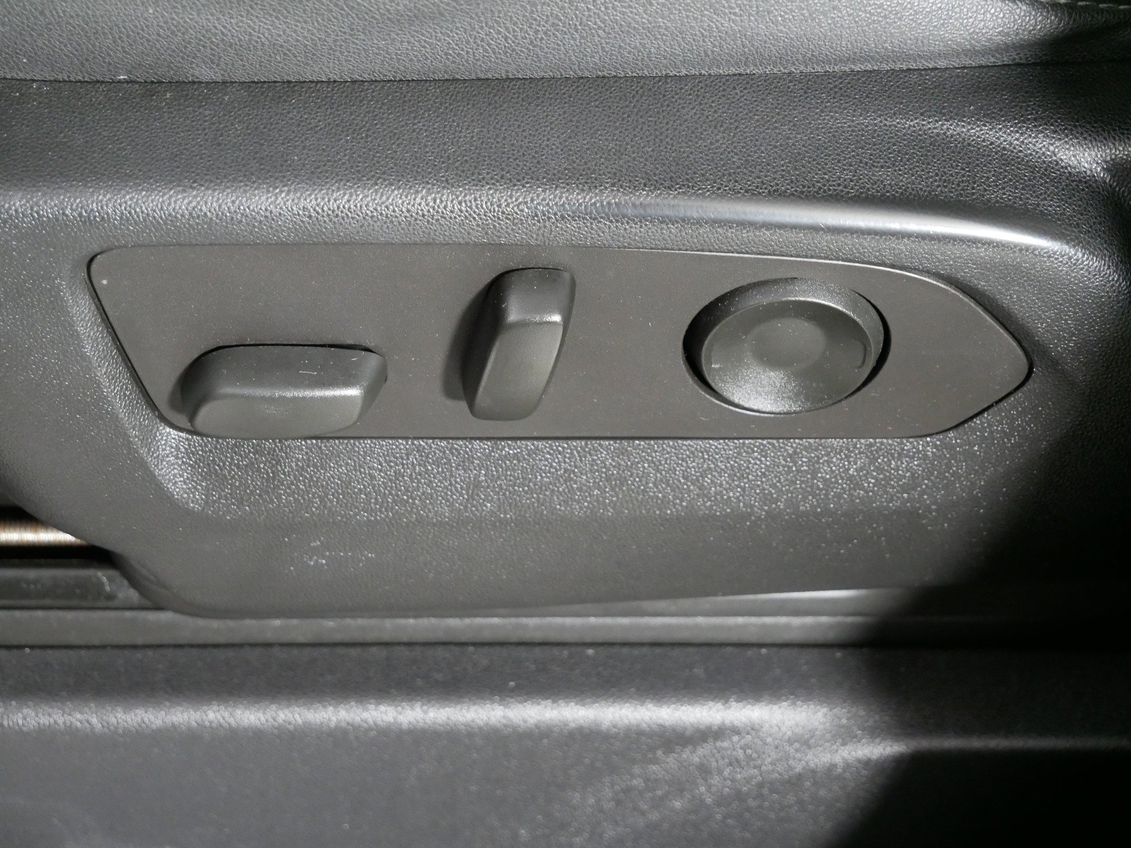 2022 Chevrolet Tahoe LT - Photo 20