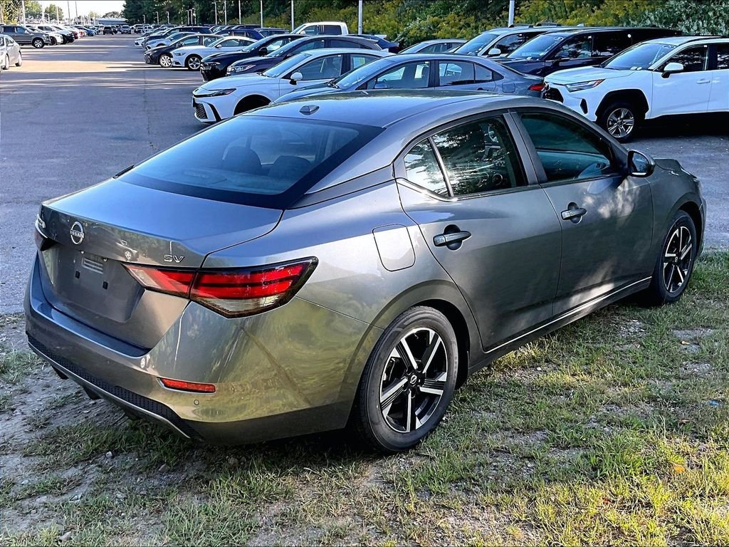Used 2024 Gray Nissan SV image 6