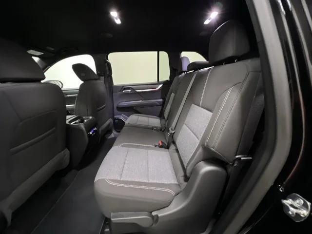 New 2026 Ebony Twilight Metallic GMC Elevation image 26