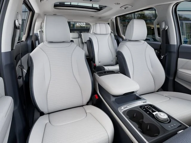 2026 Kia Carnival SX Prestige - Photo 15