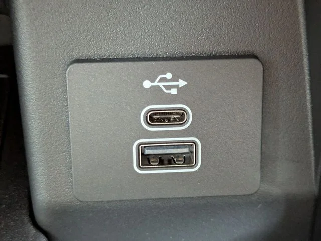 New 2026 Carbonized Gray Metallic Ford XL image 21