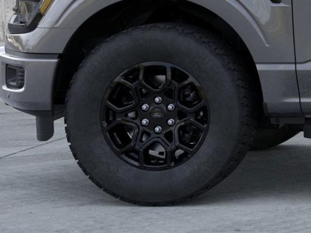 New 2026 Carbonized Gray Metallic Ford XLT image 34