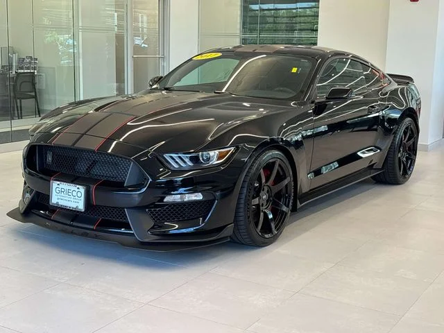 Used 2017 Black Ford Shelby GT350 image 3
