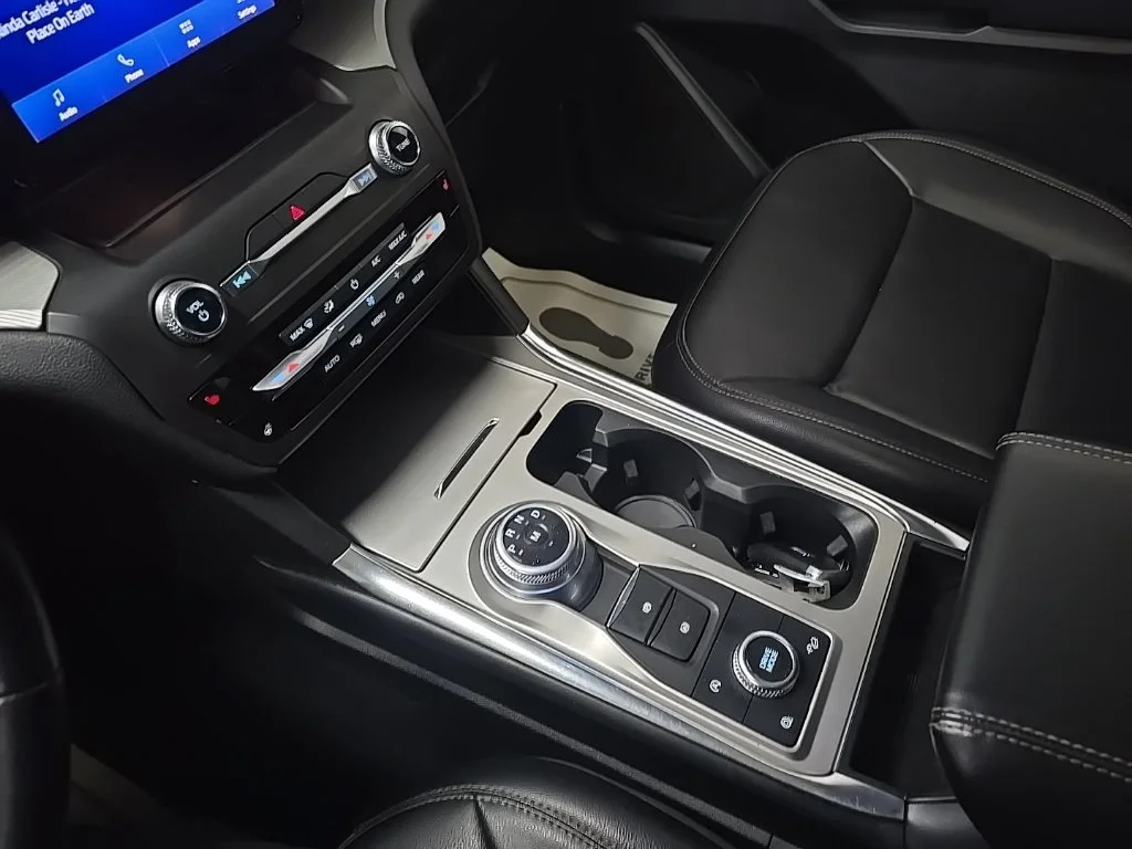 Used 2020 Black Metallic Ford XLT image 27
