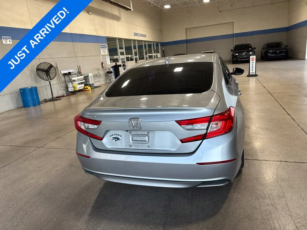 Used 2019  Honda LX image 2