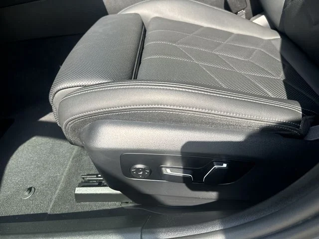 Used 2024 Gray BMW 530i image 12