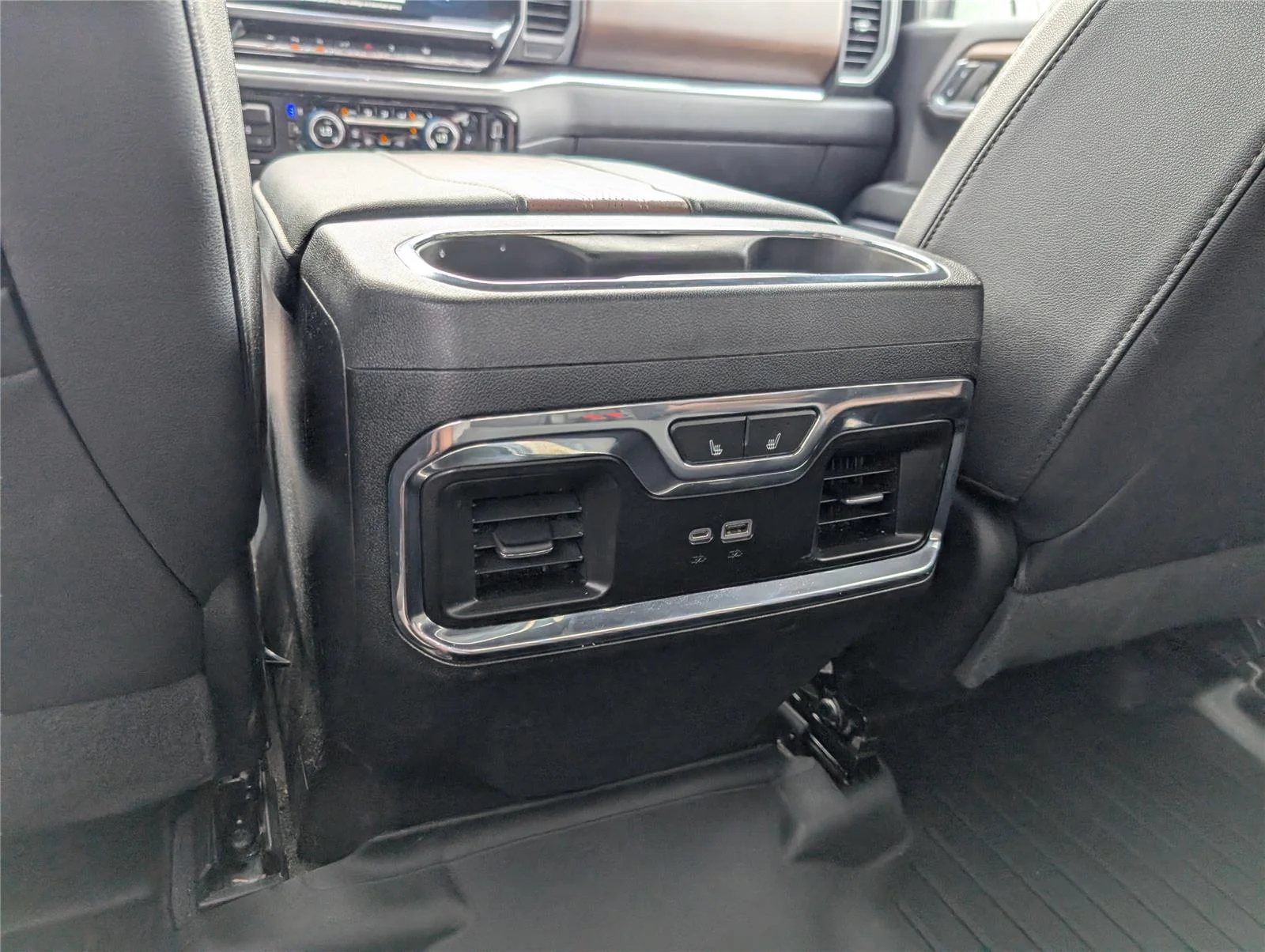 Used 2024 Black Chevrolet High Country image 30