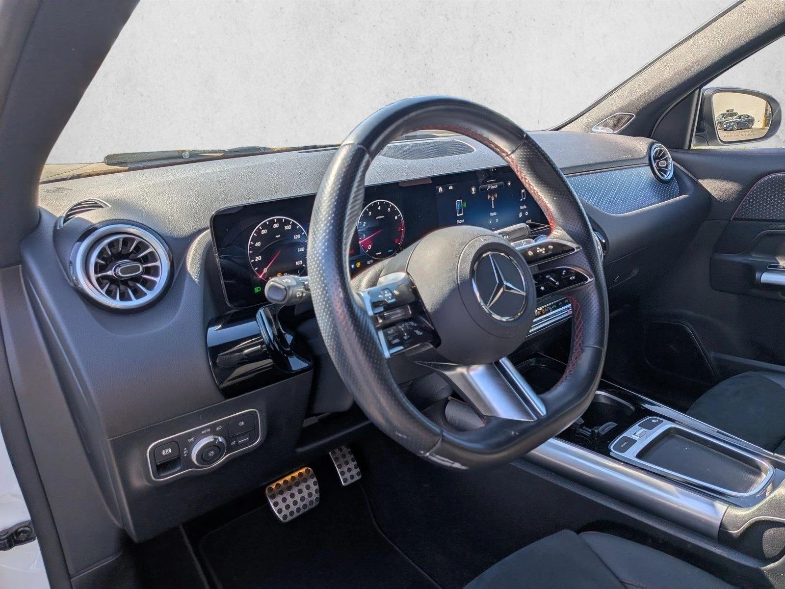 Used 2024 Polar White Mercedes-Benz GLA 250 image 10
