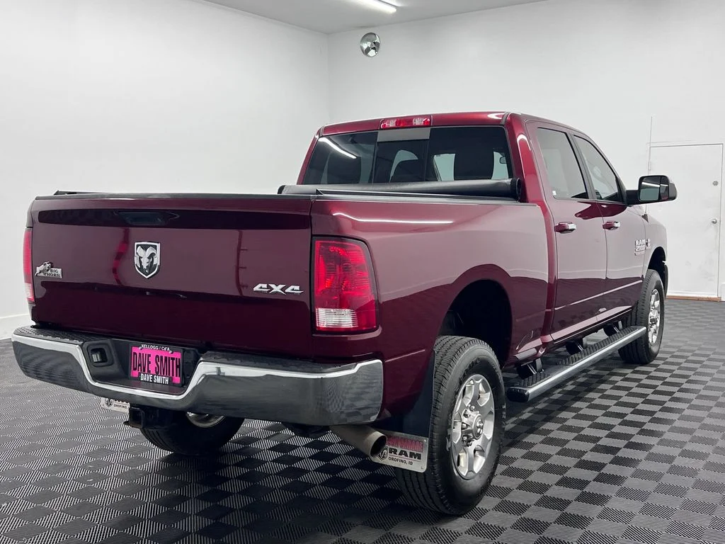 Used 2018 Delmonico Red Pearlcoat Ram Big Horn image 9