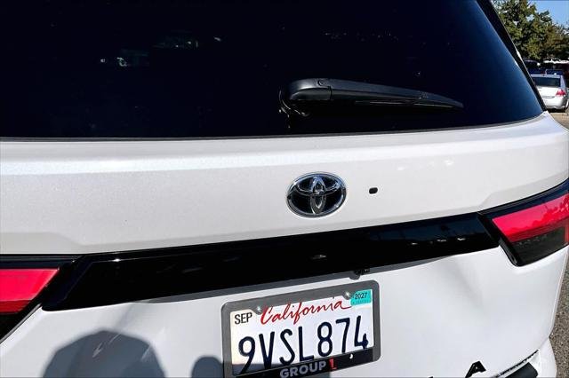 Certified Used 2026 WIND CHILL PEARL* Toyota  image 30