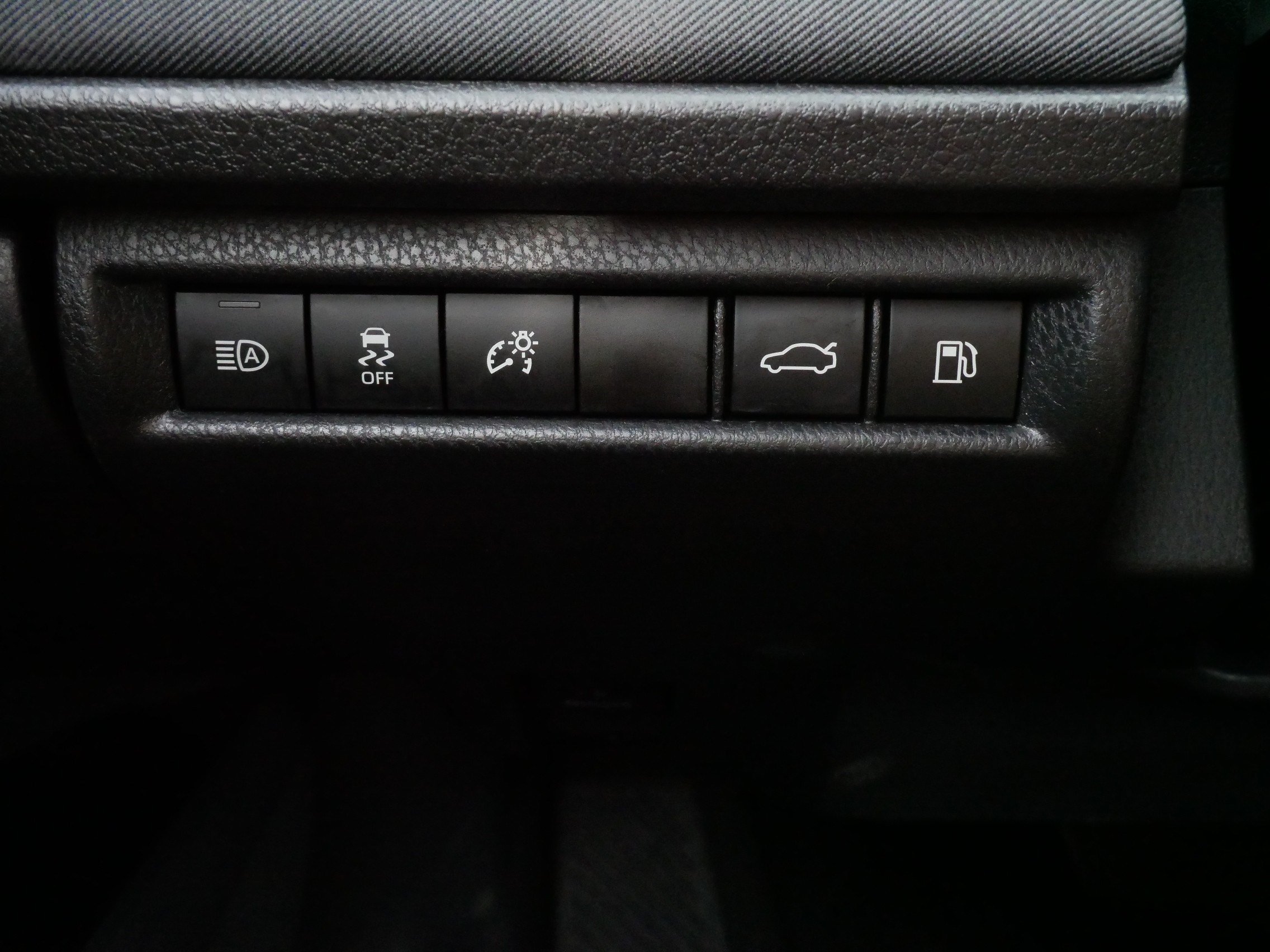 Certified Used 2026 Ice Cap Toyota LE image 28
