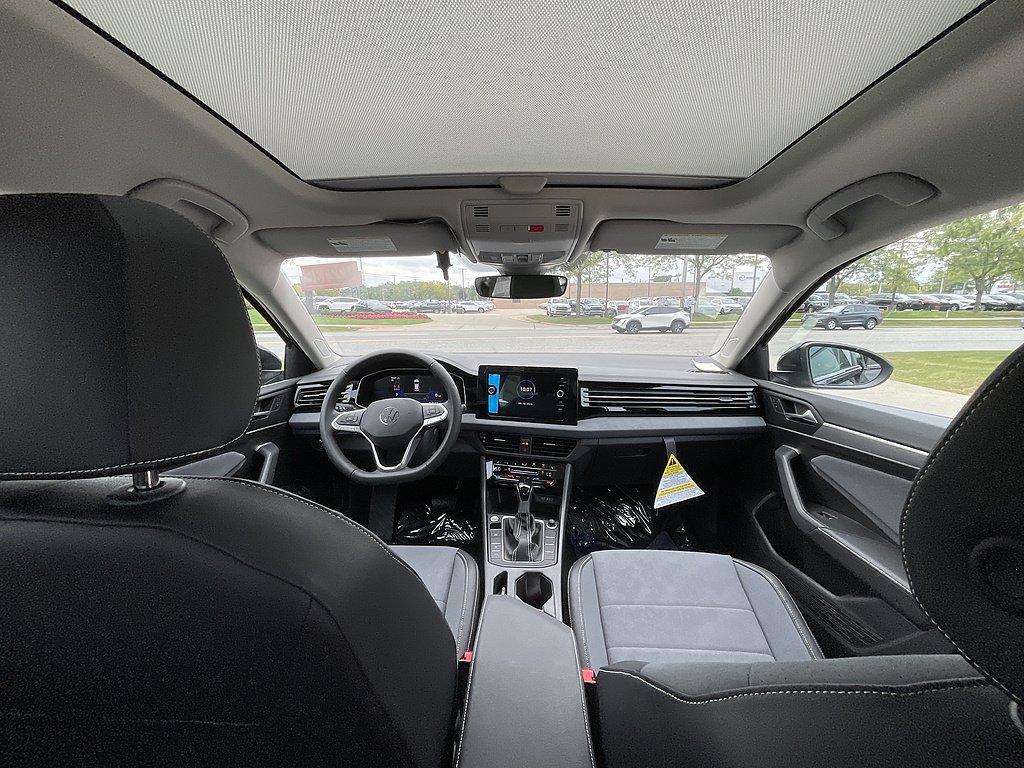 New 2027  Volkswagen SE image 8